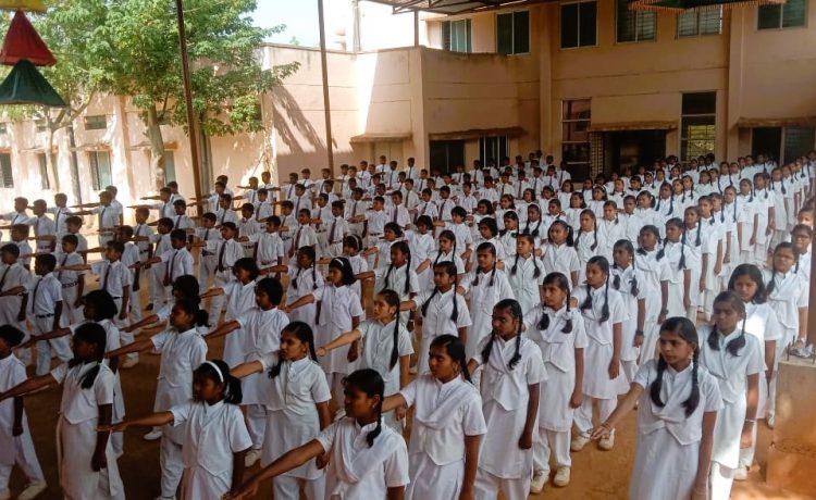"56K Applications for 11.3K Seats: Karnataka’s Minority Schools in High Demand!"