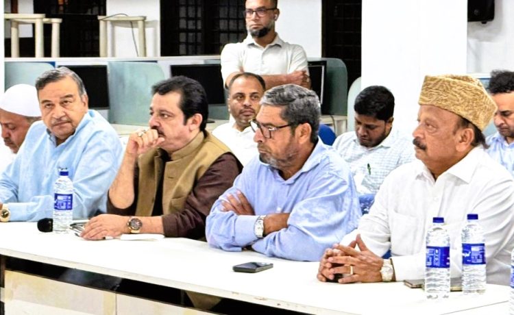 "Karnataka’s Muslim Leaders Discuss Caste Census Report and Vow Vigilance as Waqf Act Faces Supreme Court Test"