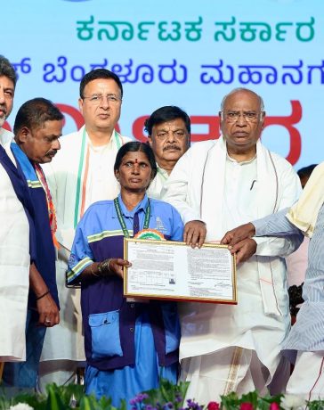 Over 12,000 Civic Workers Made Permanent on Labour Day in Bengaluru